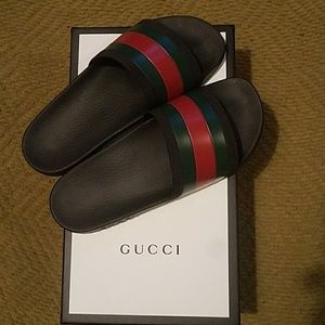 Gucci flip flops